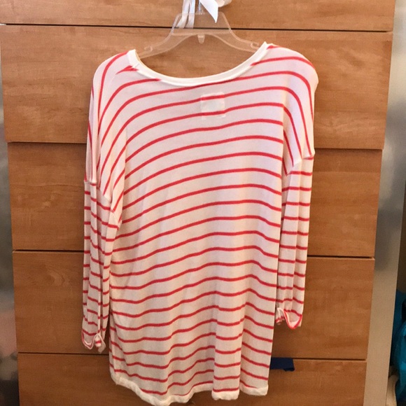 Red and white striped pullover - Picture 2 of 2